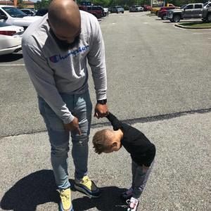 Meet your Posher, Lemuel